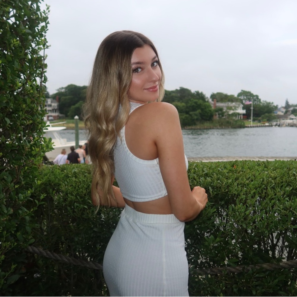 Meet your Posher, Brisa